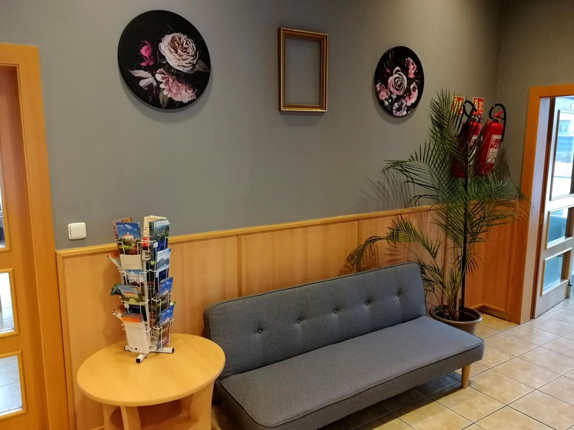 Vzdelavaci Stredisko A Hotel Varnsdorf Luaran gambar